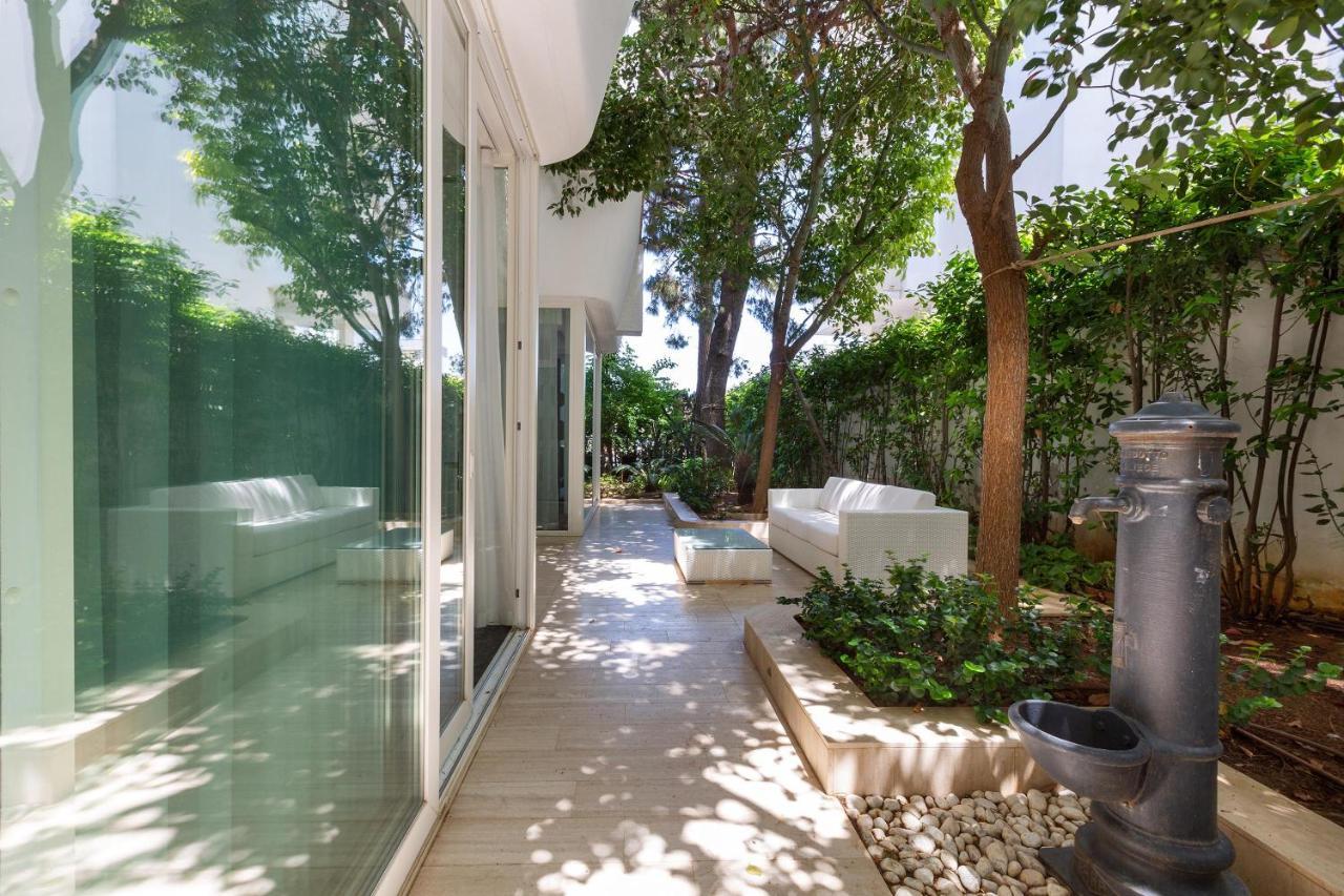 Luxury Carra -
